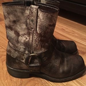 *FRYE* Boots VGUC & VERY hard to find!!